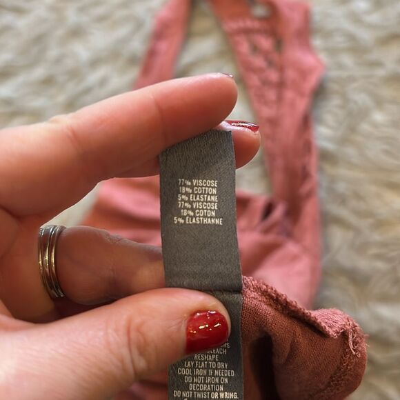 Aerie women’s salmon pink flowy viscoe cotton‎ tie back design tank top - Picture 3 of 5